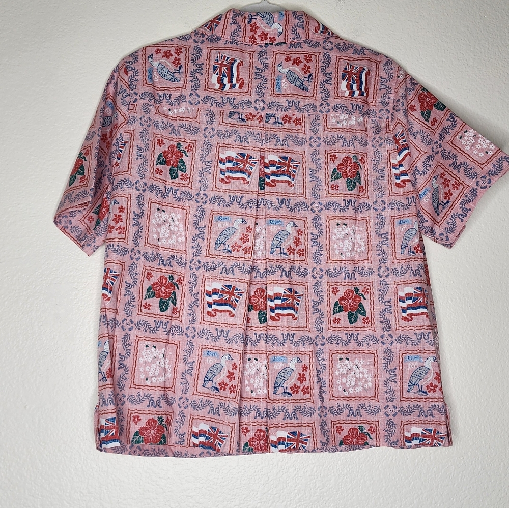 Reyn Spooner Pink and Gray Short Sleeve Button Down Shirt - Picture 3 of 10